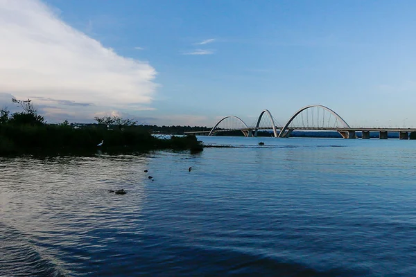 Captação de água no Lago Paranoá e metrô estavam na mira da Odebrecht