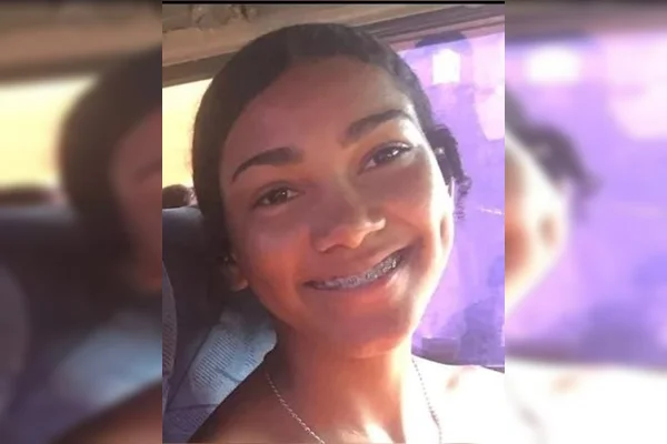 Morte de adolescente em acidente com van na BR-020 comove cidade baiana