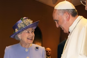Encontro da rainha Elizabeth e papa Francisco em 2014