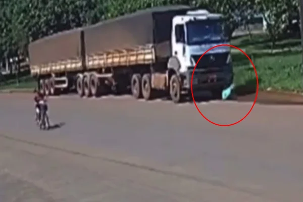 Idosa é atropelada por carreta em Mato Grosso