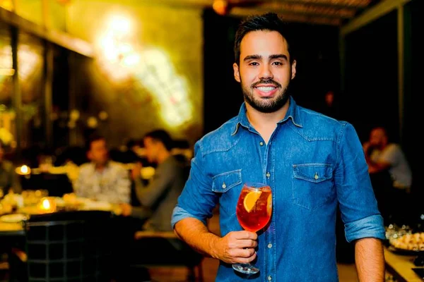 Empresário Thiago Miranda comemora aniversário no Rubaiyat Brasília