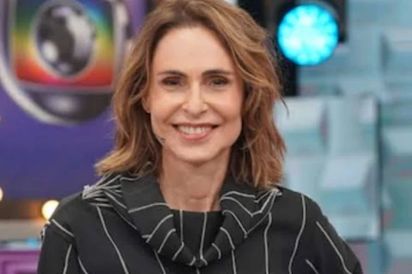 Sílvia Pfeifer fala sobre retorno às novelas: “Esperando o convite” - destaque galeria Sílvia Pfeifer fala sobre retorno às novelas: “Esperando o convite” - destaque galeria