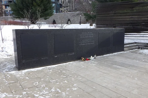 Imagem colorida de Memorial às Vítimas do Comunismo Metrópoles