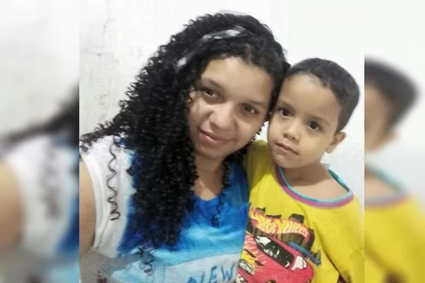 Mulher e criança abraçados