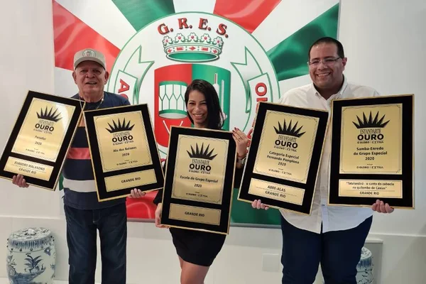Grande Rio recebe cinco Estandartes de Ouro por Carnaval de 2020