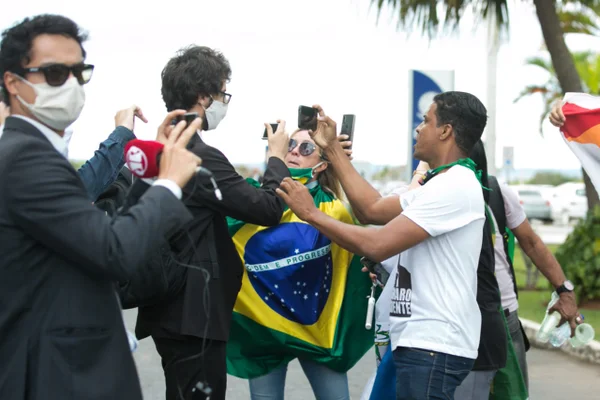 Em dois anos, 314 jornalistas brasileiros foram vítimas da Covid
