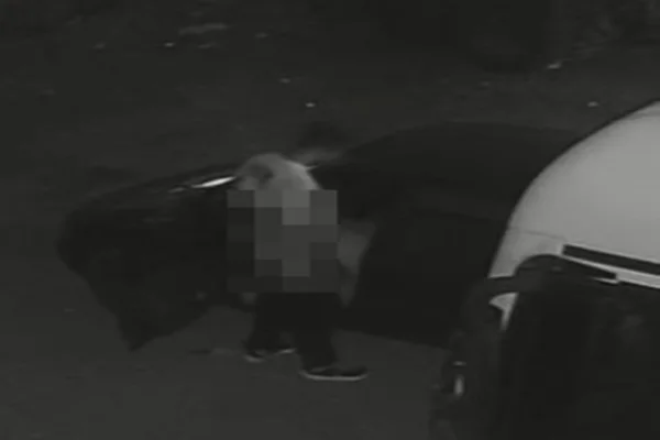 Homem morre esfaqueado enquanto transava com mulher em carro no DF