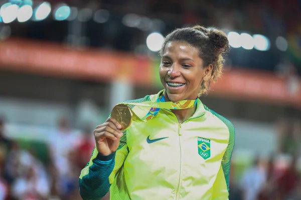 Vai Rafaela! Spotify cria playlist em homenagem ao 1º ouro do Brasil
