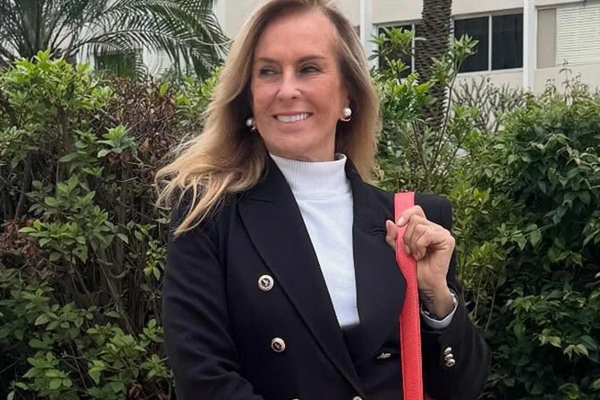 Helô Pinheiro falou sobre etarismo no mercado de trabalho