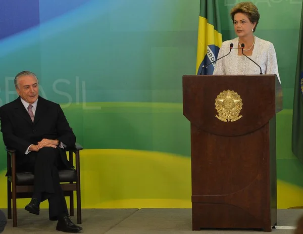 Conheça os ministros anunciados por Dilma Rousseff