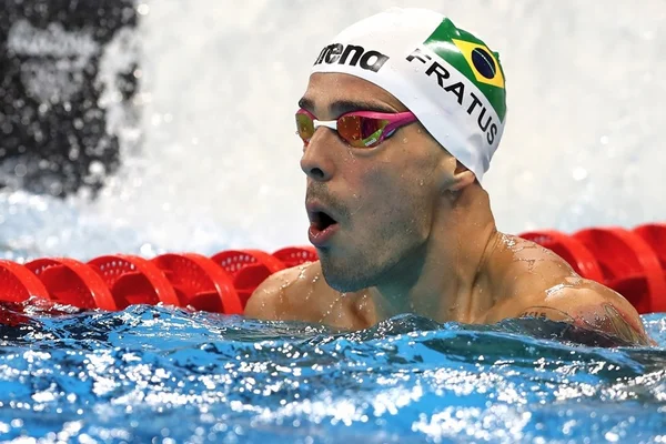 Bruno Fratus e Ítalo Duarte se classificam para semi dos 50m livre