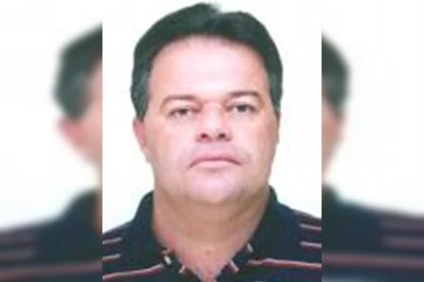 Cirurgião acusado de deformar pacientes se pronuncia pela primeira vez