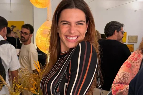 Mariana Goldfarb reage a Anitta na Grande Rio e dá dica: “No sapatinho” - destaque galeria