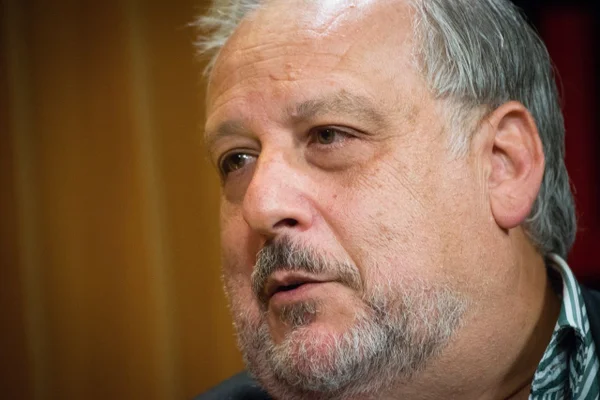 Berzoini: “Vão apressar as condenações de Lula para ele não ser solto”