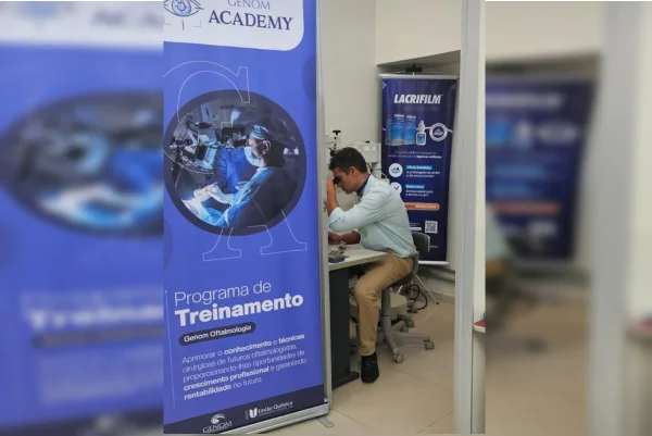 DF recebe simulador para residentes treinarem cirurgias de catarata