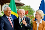 Lula com Presidente da Comissão Europeia, Ursula von der Leyen e Presidente do Conselho Europeu, António Costa na Cúpula do G7, 