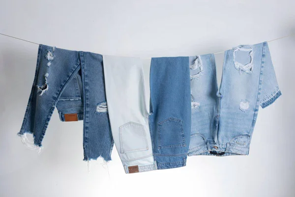 Calças jeans da Youcom