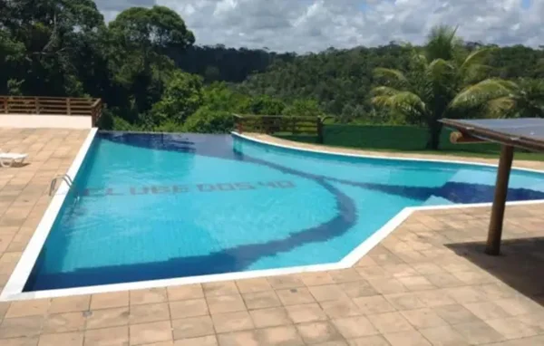 Menino de 5 anos morre afogado durante festa em Porto Seguro
