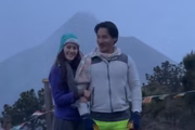 Minutos antes do pedido — e da erupção