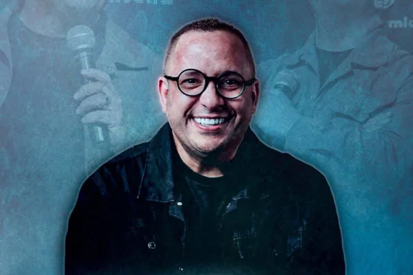 Foto colorida do pastor Miqueias Oliveira - Metrópoles