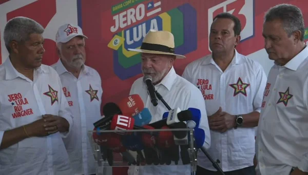Lula volta a defender política para cuidar de idosos: “Obrigação do Estado”