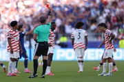 EUA vence a Bósnia e se classifica para as oitavas da Copa do Mundo - imagem 5 EUA vence a Bósnia e se classifica para as oitavas da Copa do Mundo - imagem 5