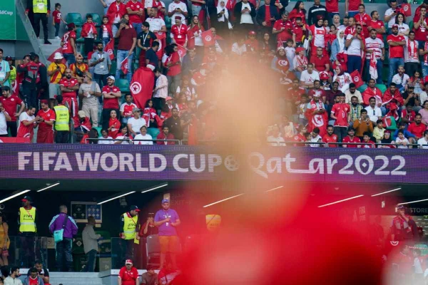 Torcida em estádio na Copa do Mundo da Fifa no Catar - Metrópoles