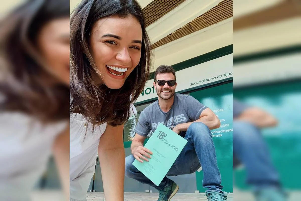 A atriz, conhecida pela passagem em Malhação: Viva a Diferença e O Tempo Não Para, postou fotos na frente do local A atriz, conhecida pela passagem em Malhação: Viva a Diferença e O Tempo Não Para, postou fotos na frente do local