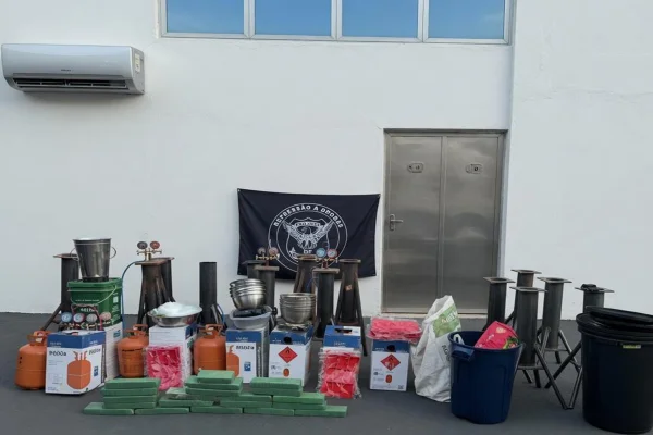 laboratório de drogas em Samambaia