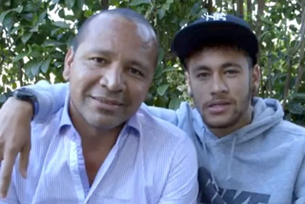 Foto colorida de Neymar Jr. e Neymar pai - Metrópoles