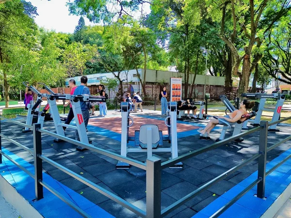 Zona Norte de São Paulo ganha primeira academia gratuita ao ar livre