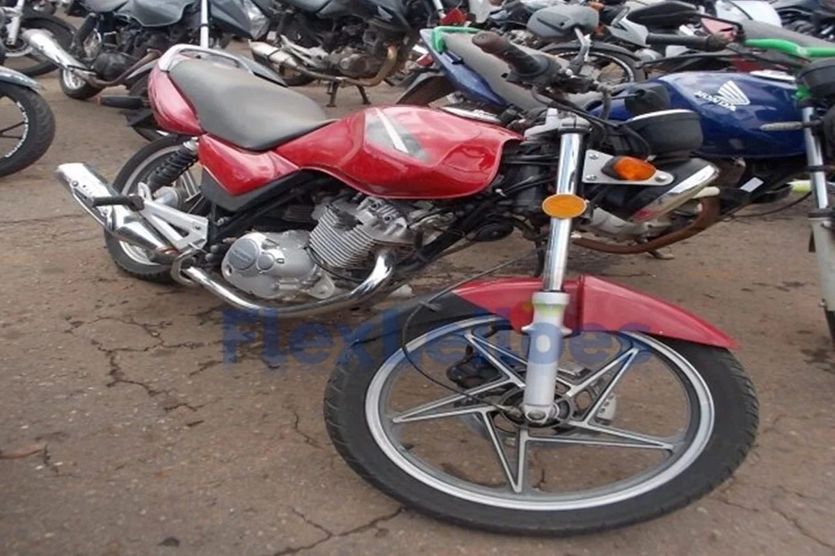 Suzuki EN125 Yes 2008 R$ 600 Suzuki EN125 Yes 2008 R$ 600