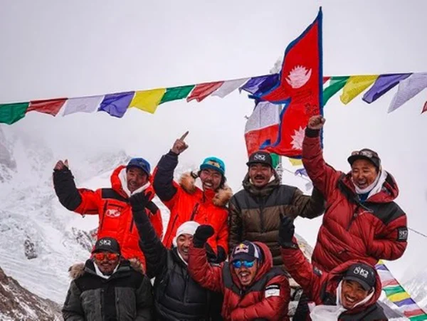 Alpinistas no K2