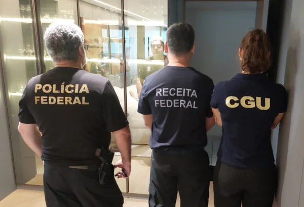 Operação da PF, CGU e Receita investiga fraudes no Farmácia Popular