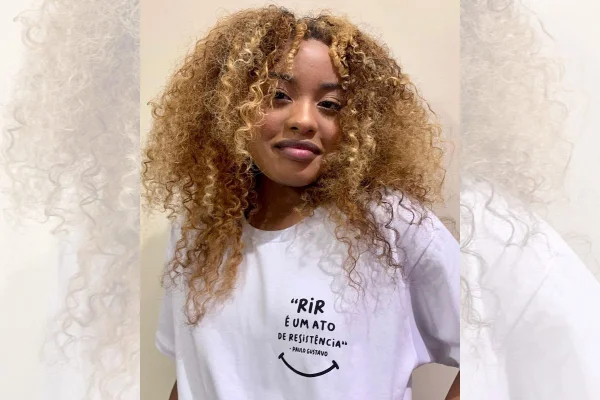 Conheça Mariah Nala, cantora de 15 anos que encantou Paulo Gustavo