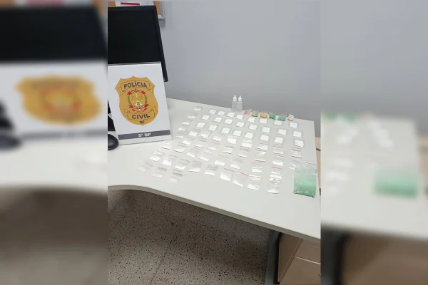 Grupo é preso por tráfico de drogas durante o evento Festa da Lili - destaque galeria Grupo é preso por tráfico de drogas durante o evento Festa da Lili - destaque galeria