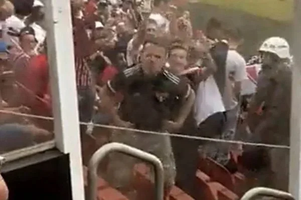 Imagem colorida de torcedor do São Paulo