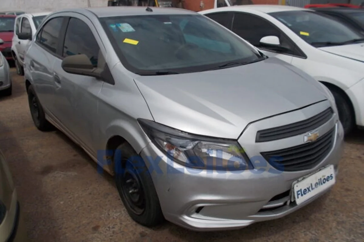 Chevrolet Onix 10MT Joye 2018 R$ 4,5 mil Chevrolet Onix 10MT Joye 2018 R$ 4,5 mil