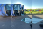 Ônibus tombou em Minas Gerais