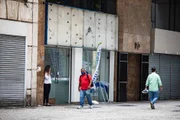 Comércio fechado e ruas desertas pelo centro do Rio Comércio fechado e ruas desertas pelo centro do Rio