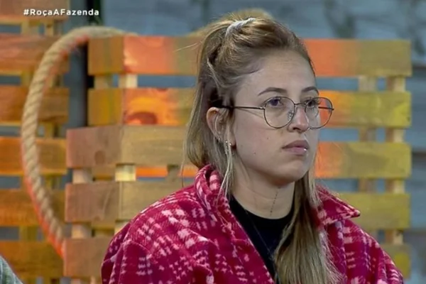 A Fazenda 11: Bifão revela que ficou com 14 pessoas em outro reality