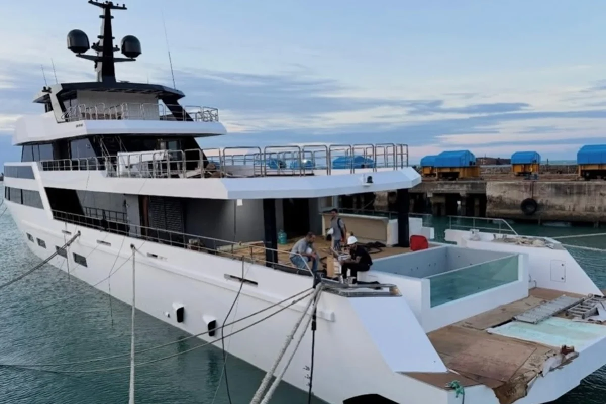 Detalhes do superiate de Neymar foram divulgados