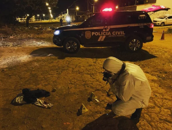 perito criminal em ação