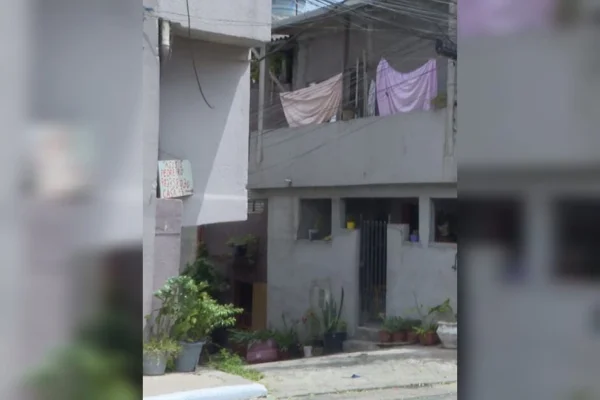 Homem esfaqueia ex-esposa e ex-cunhada no bairro Jabaquara - Metrópoles