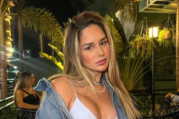 Entenda denúncia de homofobia de ex-assessor de Pâmella Hollanda