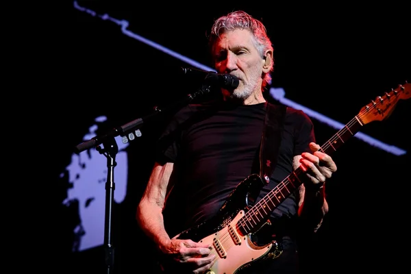 Foto colorida de Roger Waters - Metrópoles