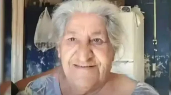 idosa sorrindo
