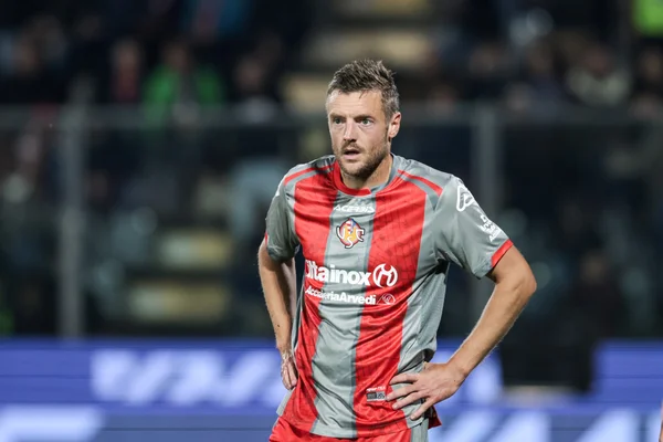 Foto colorida de Jamie Vardy, atacante inglês do Cremonese - Metrópoles