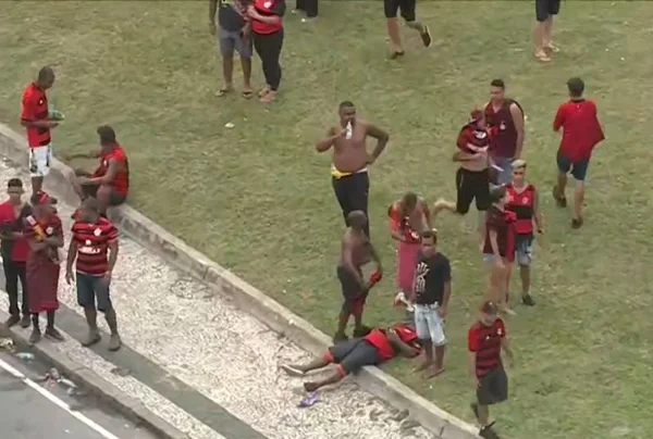 23 ficam feridos após confronto em festa no Desfile do Flamengo