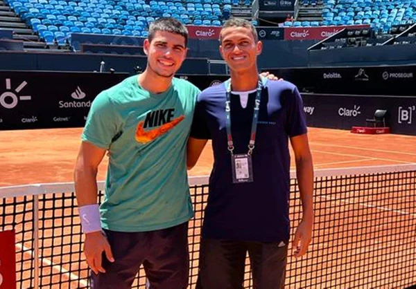Carlos Alcaraz e Paulo Soraers no Rio Open